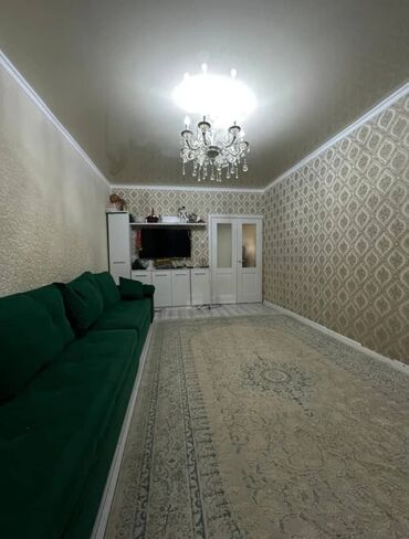 продаю дом восток5: 2 комнаты, 50 м², 105 серия, 1 этаж, Евроремонт