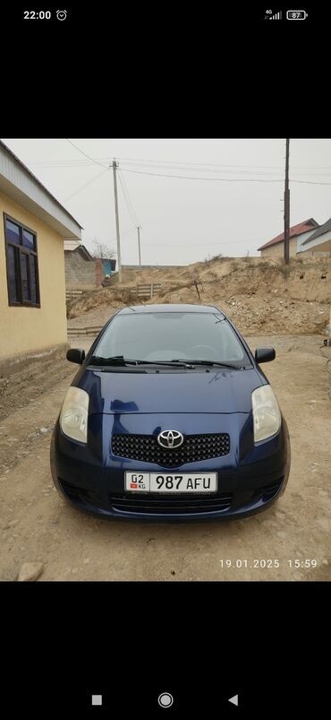 Toyota: Toyota Yaris: 2008 г., 1 л, Механика, Бензин, Хэтчбэк