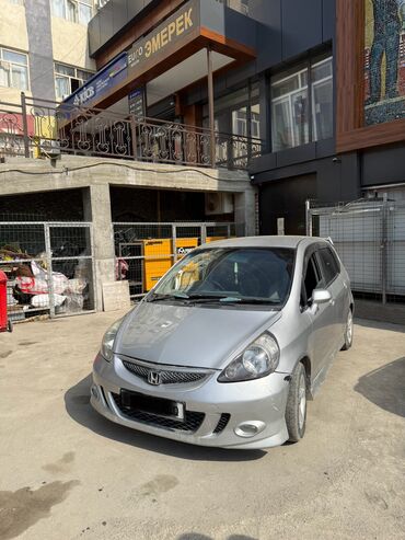 купить опель вектра ц: Honda Fit: 2002 г., 1.3 л, Автомат, Бензин, Хэтчбэк