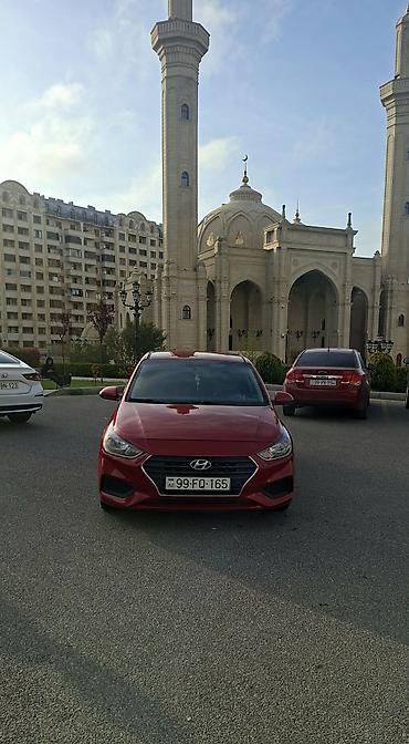 eziy: Hyundai Accent: 1.6 l | 2018 il Sedan — 2