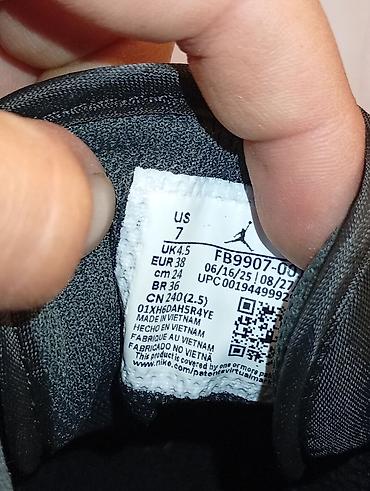 сумки кожаные мужские: Кроссовки, 38, Air Jordan, Новый, цвет - Черный, Самовывоз — 4