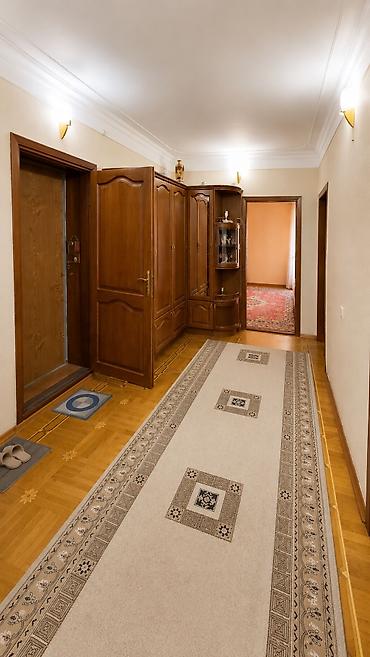 nizami metro: Bakı, 8-ci kilometr, 3 otaqlı, Köhnə tikili, m. Qara Qarayev, 135 kv. m — 10