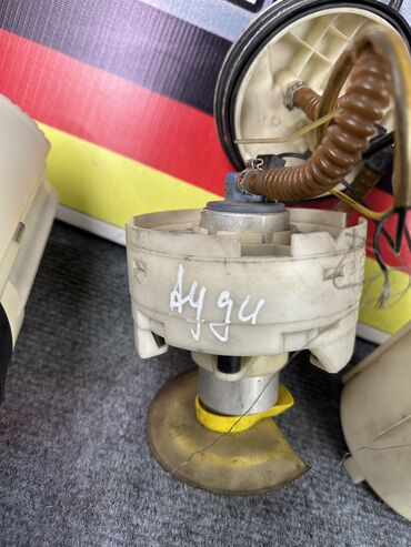 Бензонасосы: Бензонасос Audi 2001 г., Б/у, Оригинал, Германия — 4