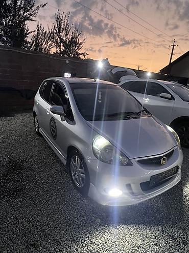 стартер фит: Honda Fit: 2002 г., 1.3 л, Вариатор, Бензин, Хэтчбэк — 2