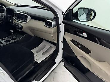 Kia: Kia Sorento: 2019 г., 2.4 л, Автомат, Бензин, Кроссовер at lalafo.kg — 9 Kia: Kia Sorento: 2019 г., 2.4 л, Автомат, Бензин, Кроссовер — 9