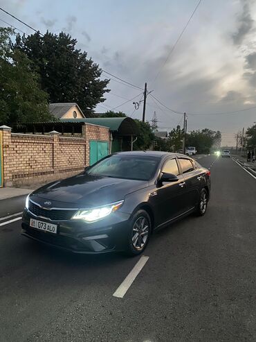 продаю или меняю с доплатой мне: Kia Optima: 2020 г., 2.4 л, Автомат, Бензин, Седан