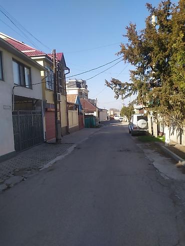 Долгосрочная аренда домов: 180 м², 7 комнат — 1