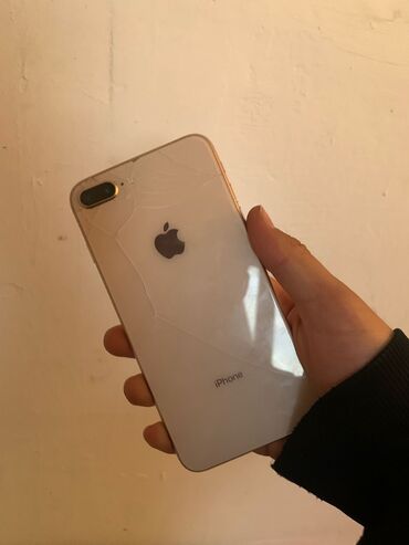 Apple iPhone: IPhone 8 Plus, Б/у, 64 ГБ, Alpine Green, 100 %