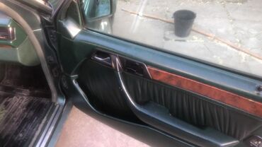 машина келик: Mercedes-Benz : 1993 г., 3.2 л, Механика, Бензин