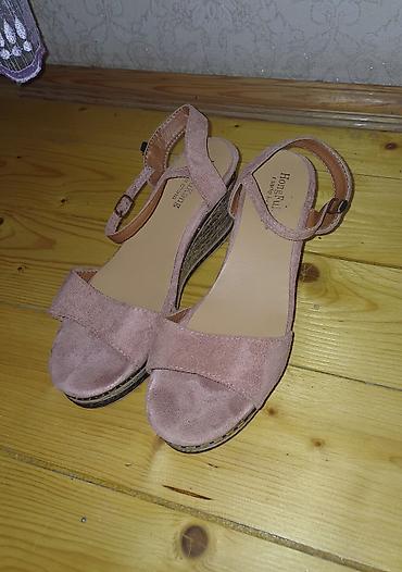 rezin cekmeler: Qadın sandaleti – platformalı (wedges) model - Rəng: pudra/çəhrayı - — 1
