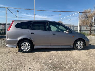 Honda: Honda Stream: 2003 г. — 15