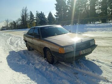 Audi: Audi 100: 1984 г., 2.2 л, Механика, Бензин, Седан