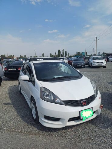 Honda: Honda Fit: 2011 г., 1.5 л, Автомат, Бензин, Хэтчбэк