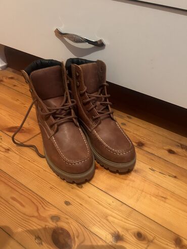 Botinkalar: Tebi deri 42 razmer bot batinka 41 de geyne biler menim ayagim 41do — 8