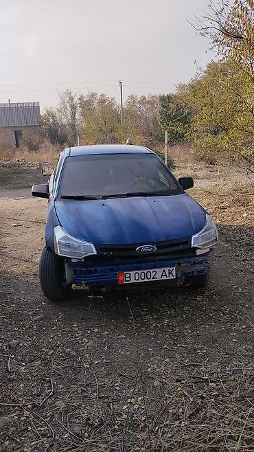 купить toyota runner: Ford Focus: 2010 г., Автомат, Седан — 1