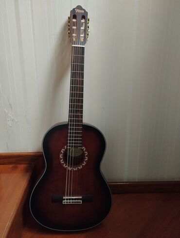 Klassik gitaralar: Klassik gitara, İşlənmiş, Pulsuz çatdırılma