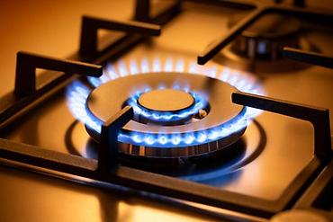 Техника и электроника: Ремонт газовых плит и котлов. Выезд и диагностика стоит 500 сом, сумма — 2