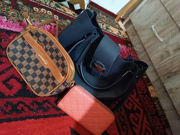 Отдам даром: (####$) — 12