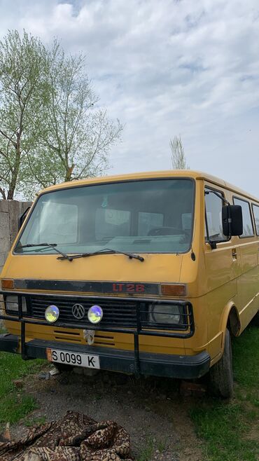 бу портер: Автобус, Volkswagen, 1989 г., 2.3 л