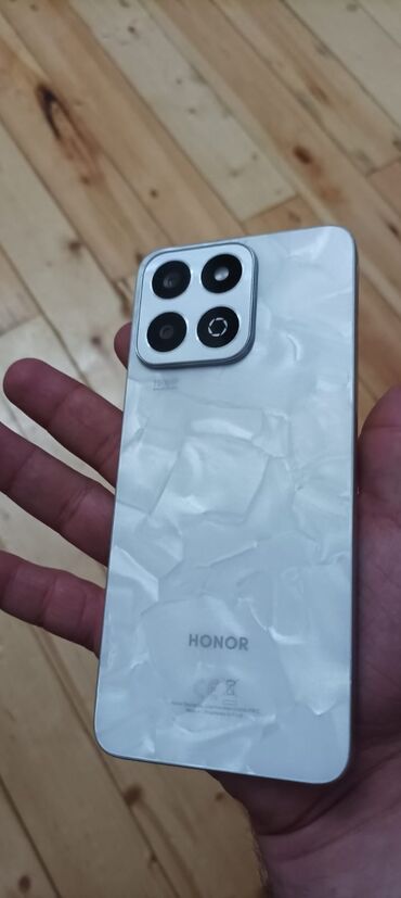 чехол на телефон fly nimbus 8: Honor X7, 256 GB, rəng - Ağ, Barmaq izi, İki sim kartlı, Face ID