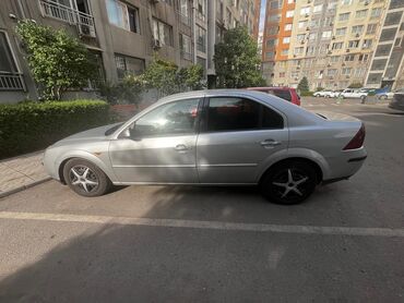 Ford: Ford Mondeo: 2001 г., 2 л, Автомат, Бензин, Седан