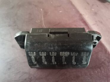 Auto delovi: Kutija osiguraca manja Lada 2121,21213,21214 Niva. Novo. Originalno — 7