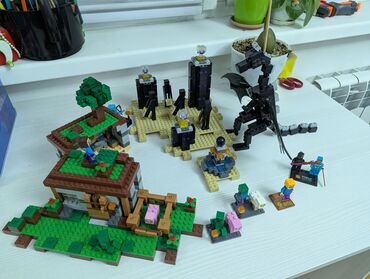 вещи из китая: Продам несколько китайских конструкторов Minecraft. В комплекте 2