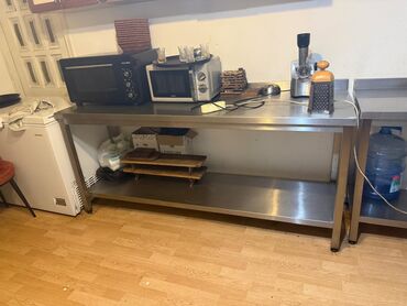 Professional sobalar: Nerj masa 3 ededdir. Biri 180azn. Olcu 190sm. Unvan elmler Nigaz