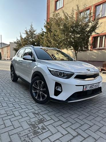 Kia: Kia Stonic: 2018 г., 1.6 л, Робот, Дизель, Кроссовер — 1