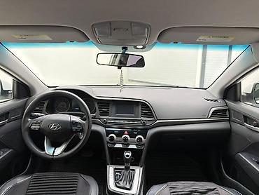 Hyundai: Hyundai Elantra: 2019 г., 2 л, Автомат, Бензин, Седан — 13