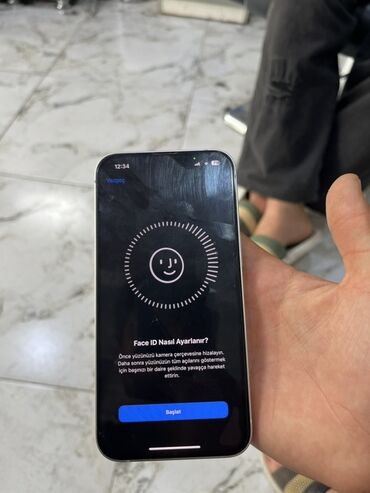 kompüter ekran: IPhone 13, Gümüşü, Face ID