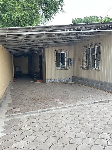 Срочно продаю пол дома 70 кв.м. Свердловский район, старый автовокзал at lalafo.kg Срочно продаю пол дома 70 кв.м. Свердловский район, старый автовокзал