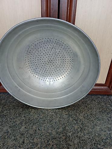 Alüminium süzgəc-tava - Material: yüngül və paslanmayan alüminium -