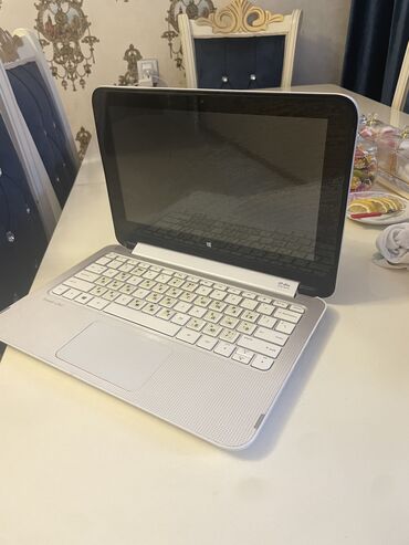 hp 2000 qiymeti: İşlənmiş HP 11.6 ", AMD A6, 512 GB