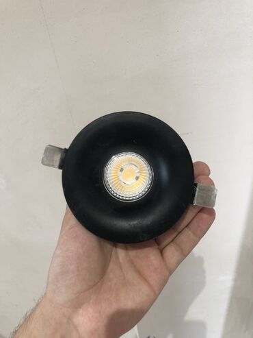 Алчипан: Quraşdırılan LED spot işıq 4000k (gün işığı) 8-12 W Demek olar heç