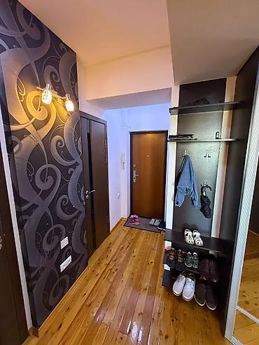 кваритра: 2 комнаты, 62 м², 12 мкр Элитка, 7 этаж — 6