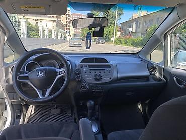 фит 3: Honda Fit: 2010 г., 1.5 л, Автомат, Бензин, Хэтчбэк — 8
