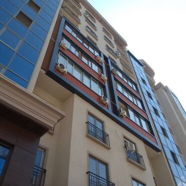 сдается квартира в пишпеке: 4 комнаты, 130 м², Элитка, 3 этаж, ПСО (под самоотделку)