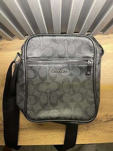 coach рюкзак: Сумка через плечо Coach (мужская/унисекс) - Формат: компактная — 1