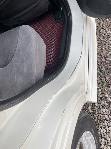 Honda: Honda Fit: 2004 г., 1.3 л, Вариатор, Бензин, Хэтчбэк — 9