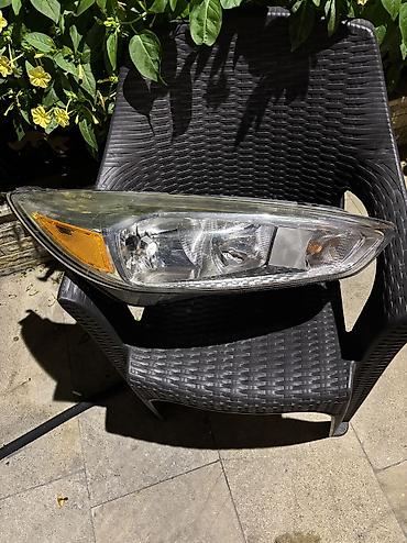 passat cc ehtiyat hisseleri: Ford Focus sag fara arginal usten cixmafir cati cizigi yoxdur, sol — 4