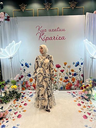 Личные вещи: Платье на кыз узатуу, M, С поясом, Б/у, цвет - Бежевый — 2