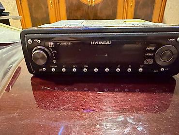 iphone 16e irsad: Hyundai H-CDM8012 avtomobil maqnitofonu - Model: Hyundai H-CDM8012 — 1