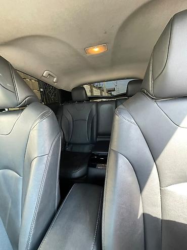 Транспорт: Toyota Prius: 2017 г., 1.8 л, Вариатор, Гибрид, Лифтбек — 5
