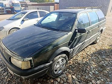Volkswagen Passat Variant: 1990 г., Универсал