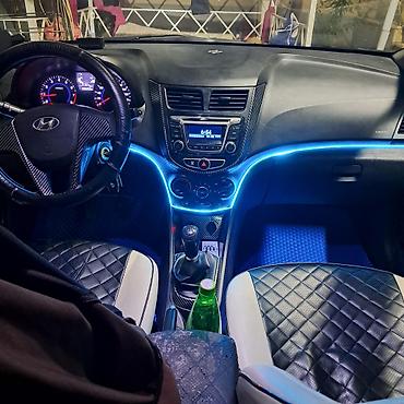 самое гурзовой: Hyundai Solaris: 2015 г., 1.4 л, Механика, Бензин, Седан — 5