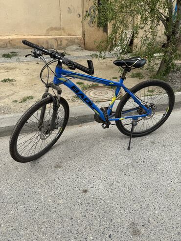 трехколесный велосипед для взрослых: İşlənmiş Dağ velosipedi 26"