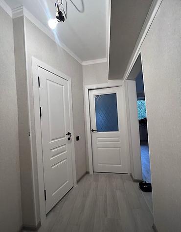 Продажа квартир: 1 комната, 30 м², Пишпек Хрущевка, 1 этаж, Свежий ремонт — 1