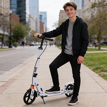 scooter freestyle: Şəhər üçün komfortlu skuter - Yüngül və möhkəm korpuslu şəhər — 3
