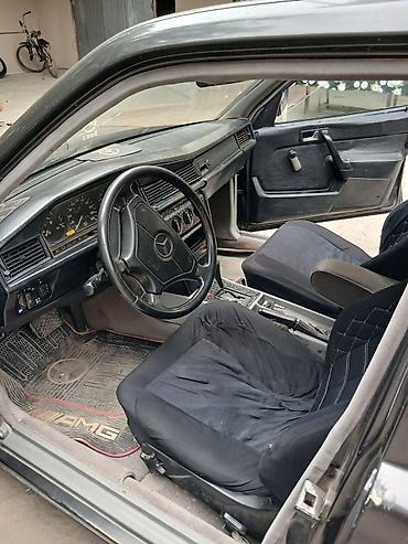 hyundai accent arxa bufer: Mercedes-Benz 190 (W201): 1.8 l | 1990 il Sedan — 2